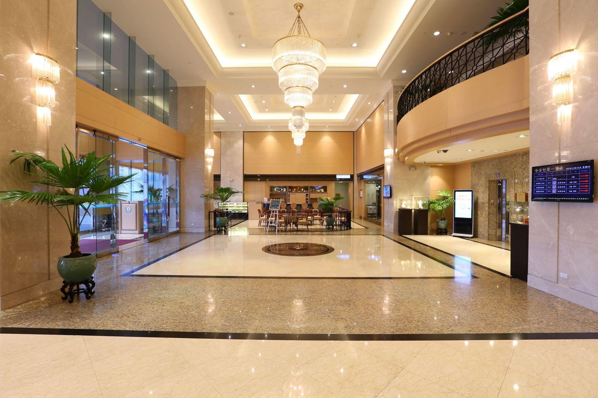 Evergreen Laurel Hotel - Cơ Long Ngoại thất bức ảnh