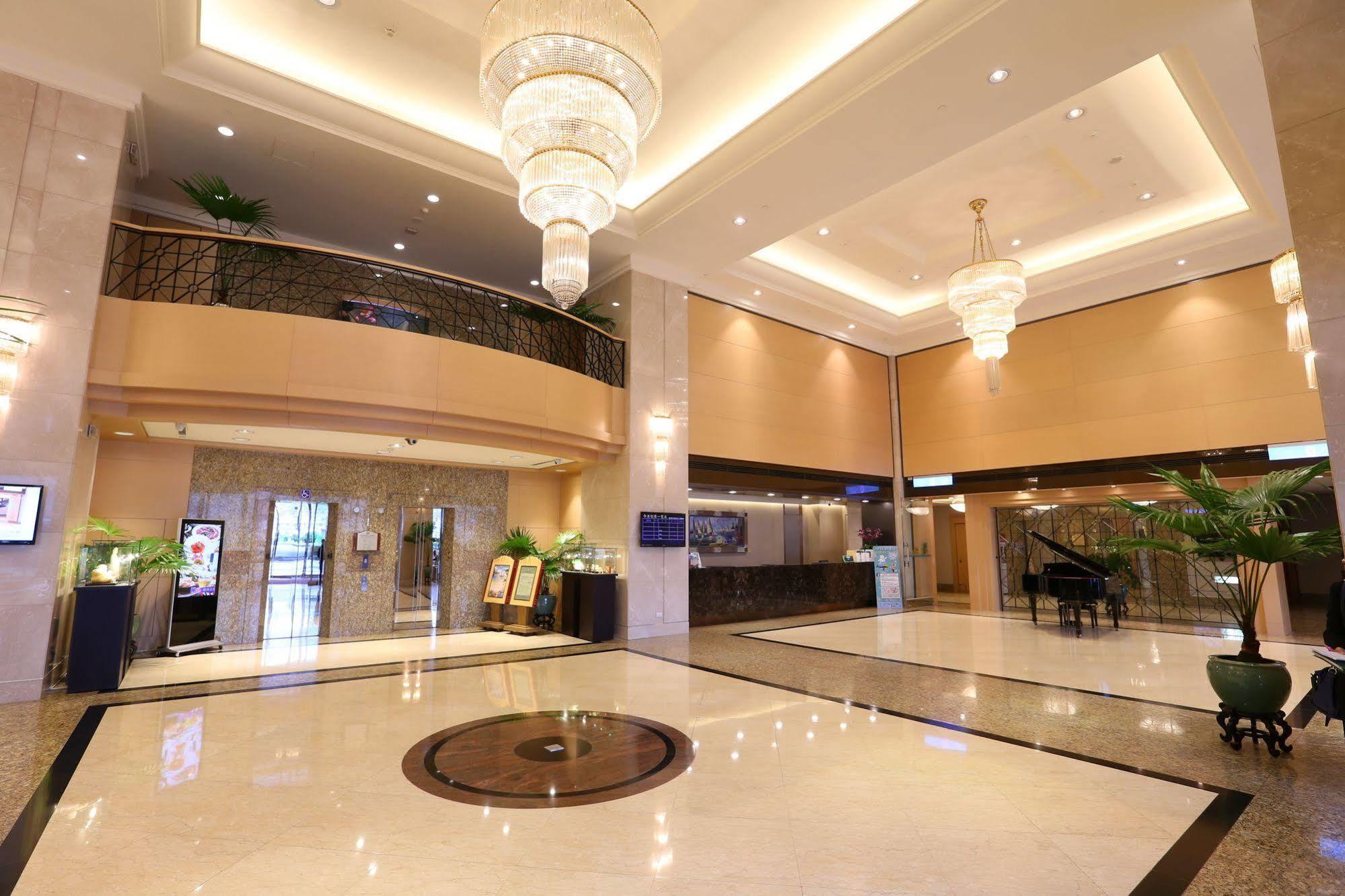 Evergreen Laurel Hotel - Cơ Long Ngoại thất bức ảnh